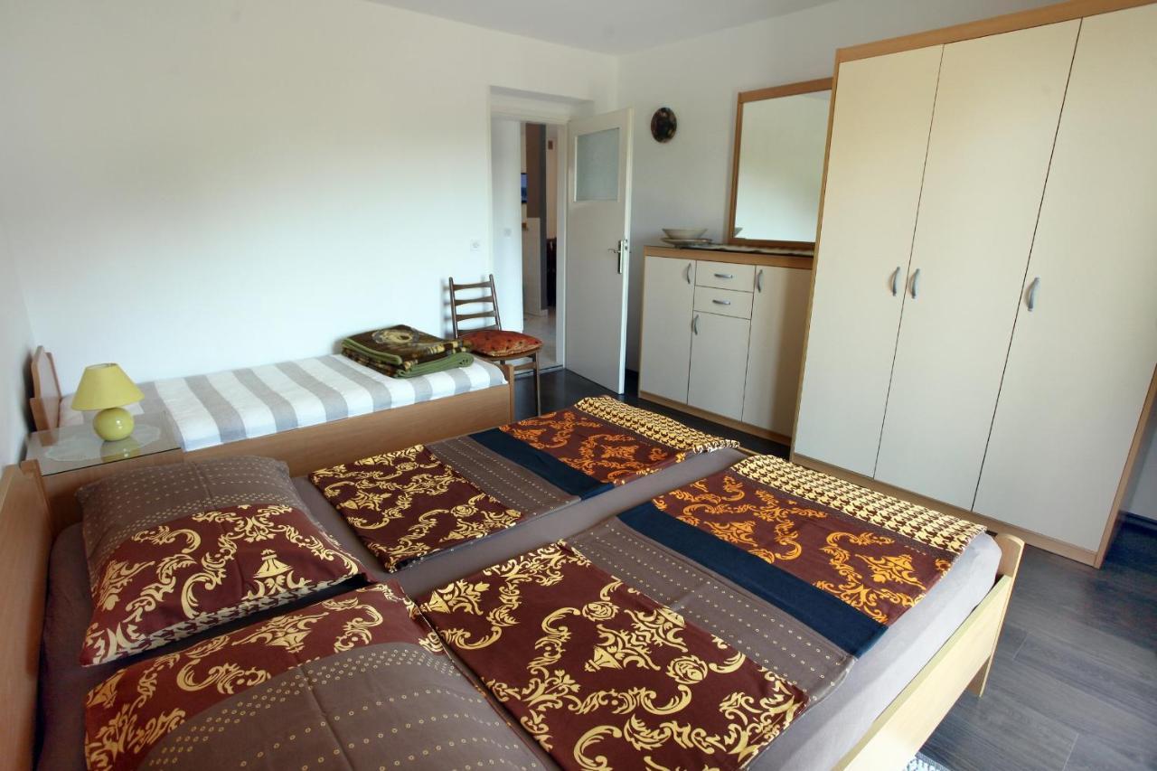 Tatjana'S Guesthouse ปอร์โตรอซ ภายนอก รูปภาพ
