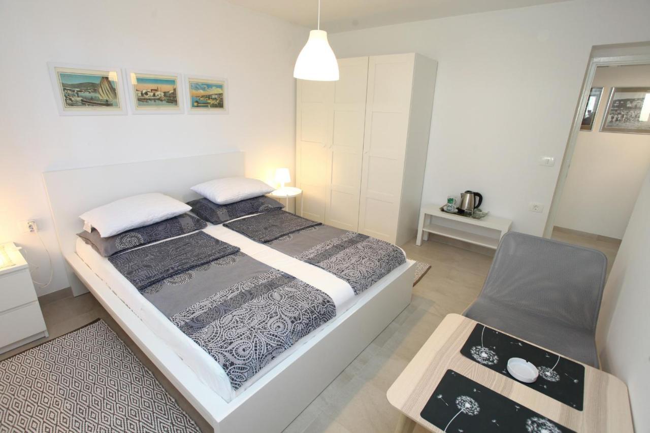 Tatjana'S Guesthouse ปอร์โตรอซ ภายนอก รูปภาพ