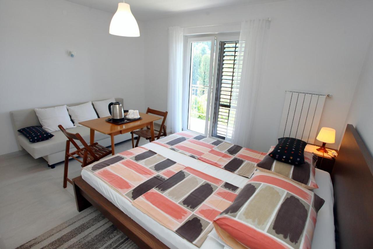 Tatjana'S Guesthouse ปอร์โตรอซ ภายนอก รูปภาพ