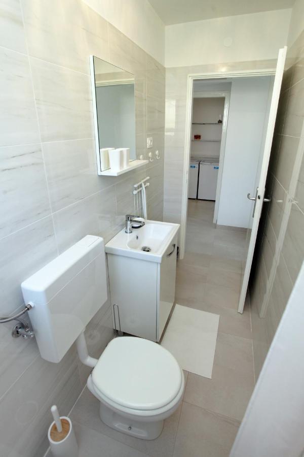 Tatjana'S Guesthouse ปอร์โตรอซ ภายนอก รูปภาพ
