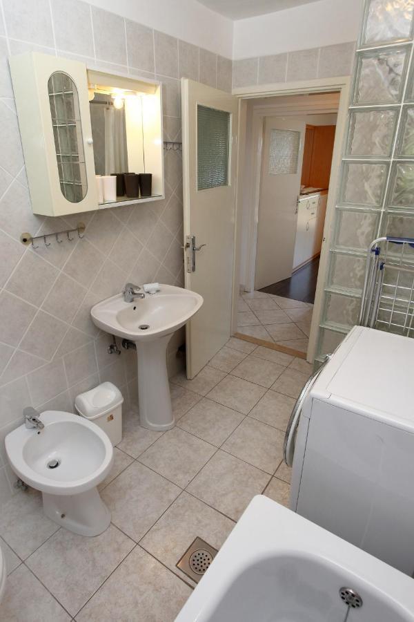 Tatjana'S Guesthouse ปอร์โตรอซ ภายนอก รูปภาพ